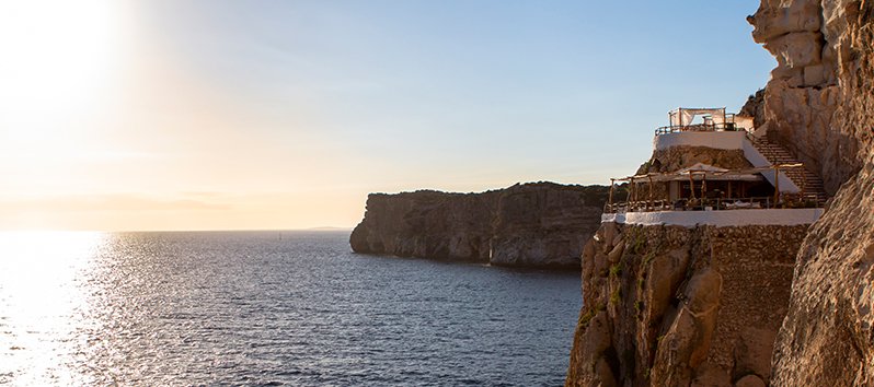 Menorca, ein perfekter Ort, um mit Ihrem Partner zu besuchen