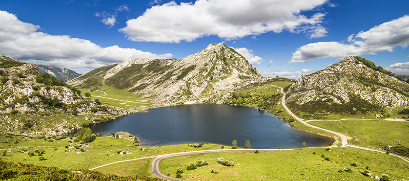 Lagos de Covadonga (Asturias), places to visit in Spain