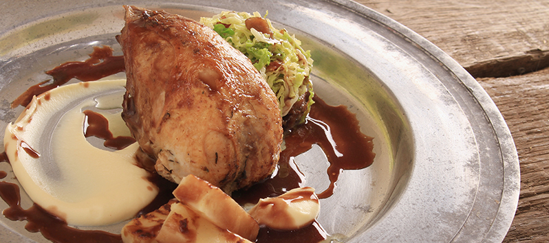 the gastronomy of Menorca_Partridge stew with cabbage