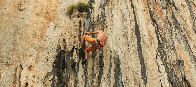 climbing in Mallorca_Travellost